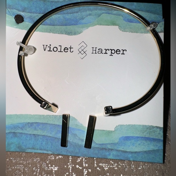 Violet Harper Jane Bracelet +
Earrings Set - Picture 2 of 8